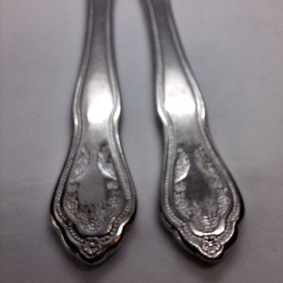 Reed & Barton VIRGINIA Stainless Select Korea Glossy Silverware‎ 2 Butter Knives - Picture 6 of 7